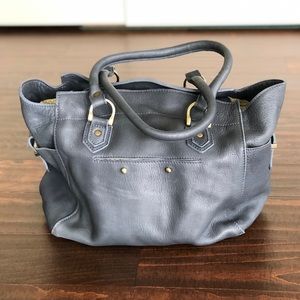 Gorgeous Gray Sapahn Leather Handbag
